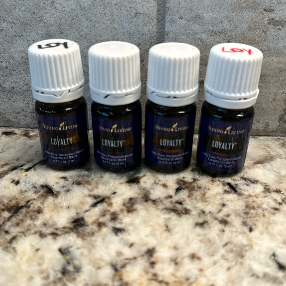 4 young living loyalty essential oil